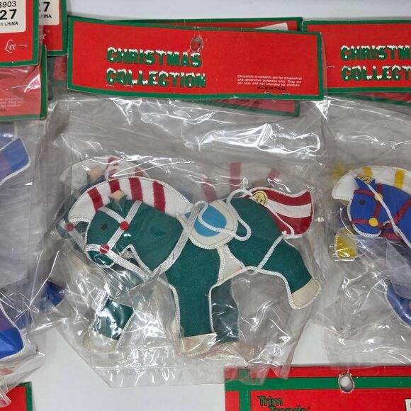 VINTAGE LORETTA LEE CHRISTMAS COLLECTION TARGET FABRIC WOOD ORNAMENTS LOT 35 NEW - Picture 3 of 11